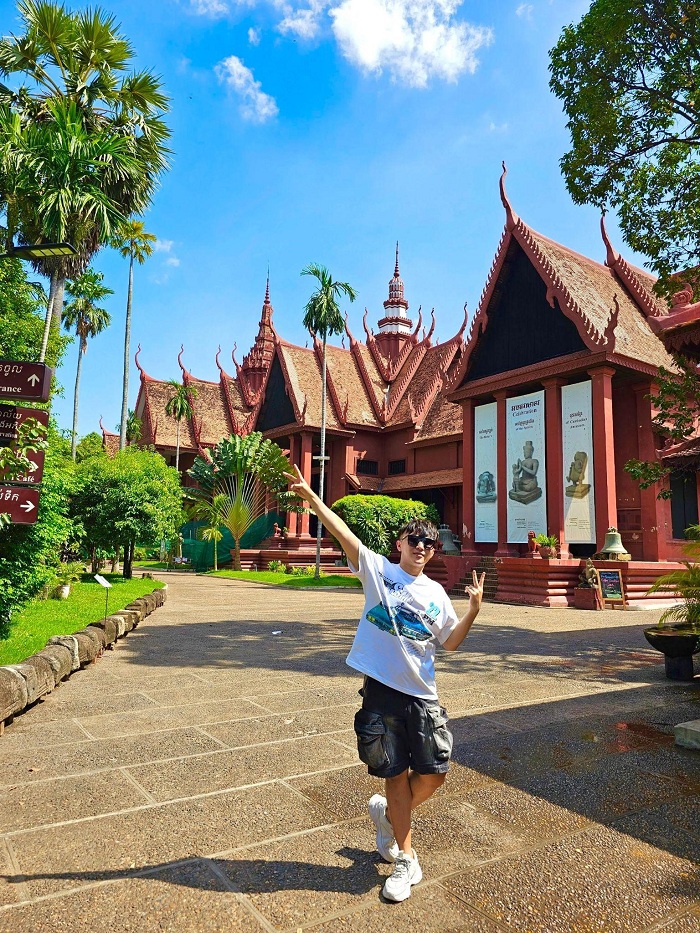 Travel blogger Trầm Quyết khẳng định: Campuchia khá đẹp và phát triển, là điểm đến phổ biến của khu vực Đông Nam Á hiện nay